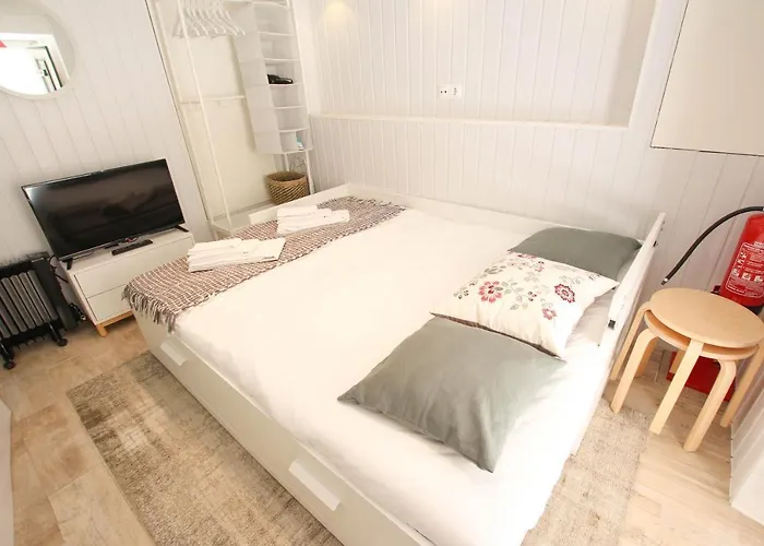 Nomad's Castelo Sao Jorge Apartment